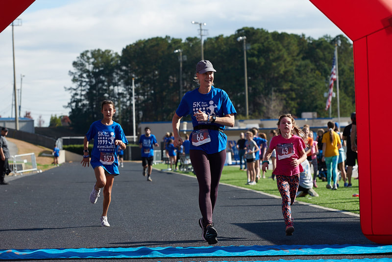 LoveLikeReed 5K race photo
